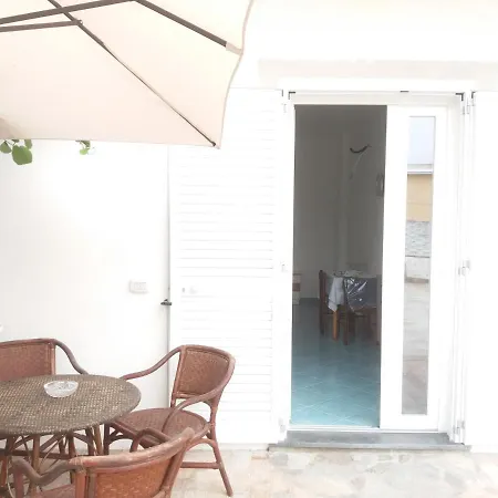 Gromano Apartman Ischia